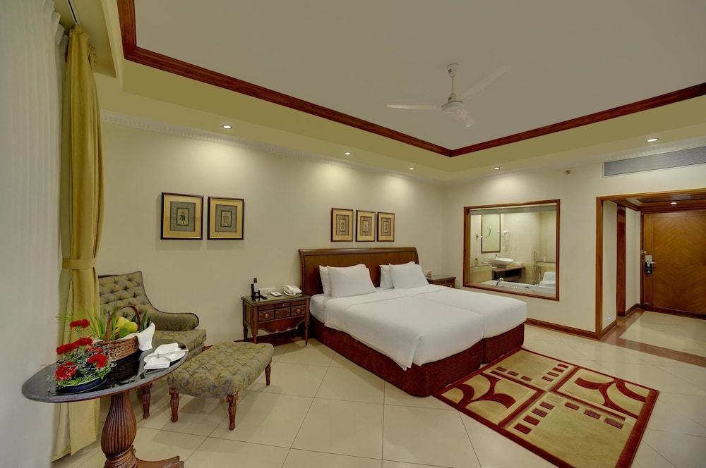 Mayfair Convention Bhubaneswar Exterior photo