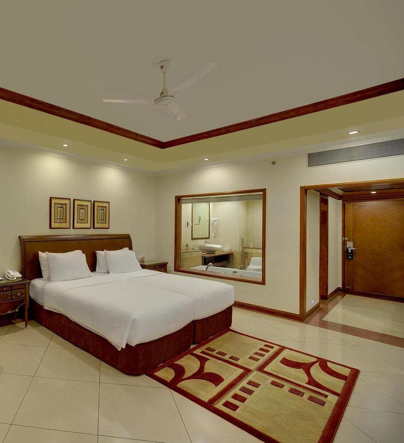 Mayfair Convention Bhubaneswar Exterior photo